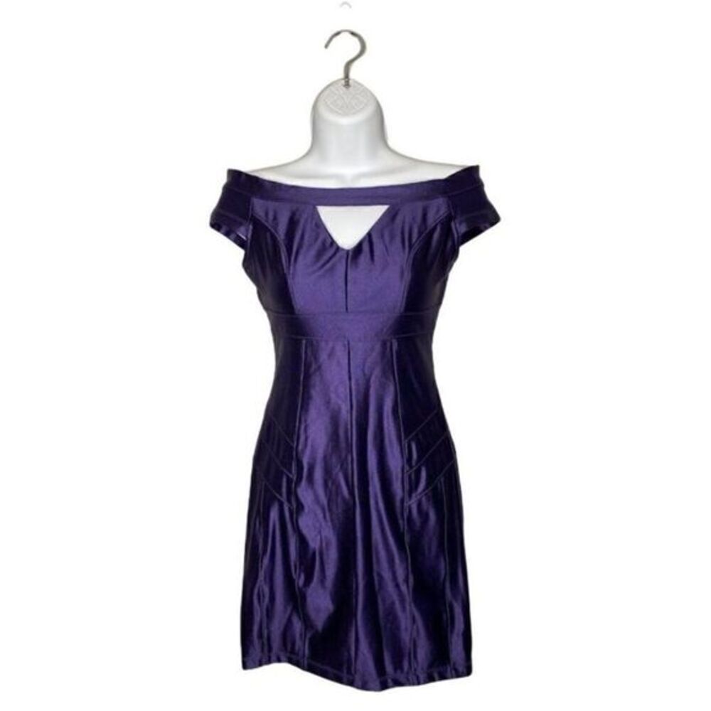 Guess Stretch Satin Off the Shoulder Keyhole Dress XS